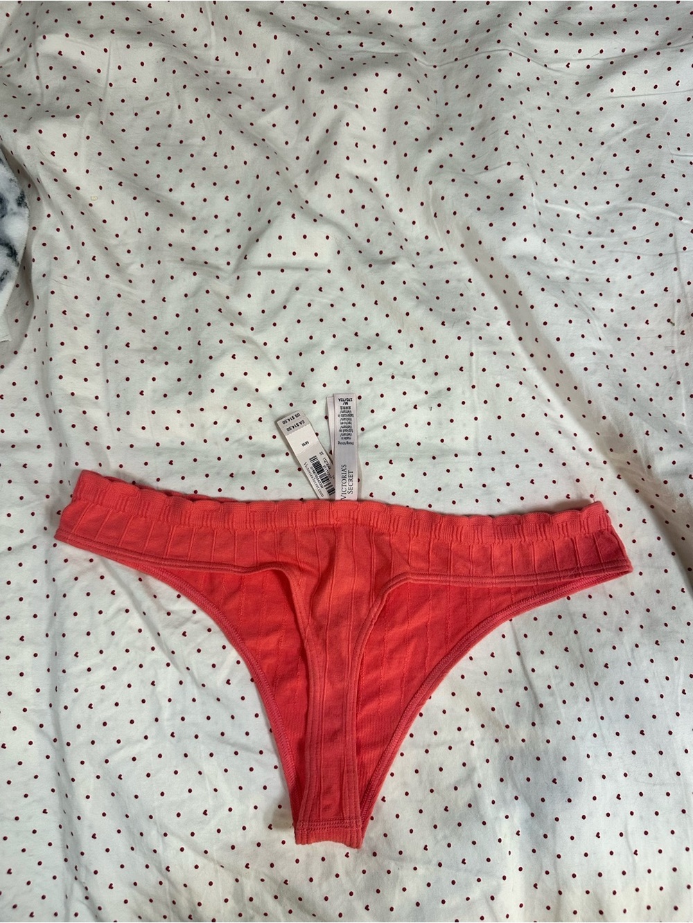 Victoria’s Secret Ribbed Coral Bikini Thong Panty NWT Medium Low Rise Stretch - Picture 2 of 2
